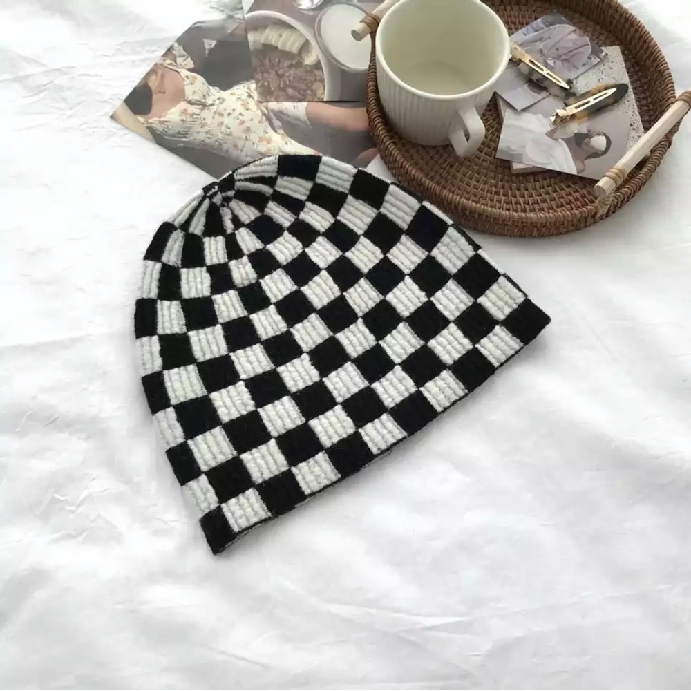 Knit Checkered Beanie - Picture 2 of 4